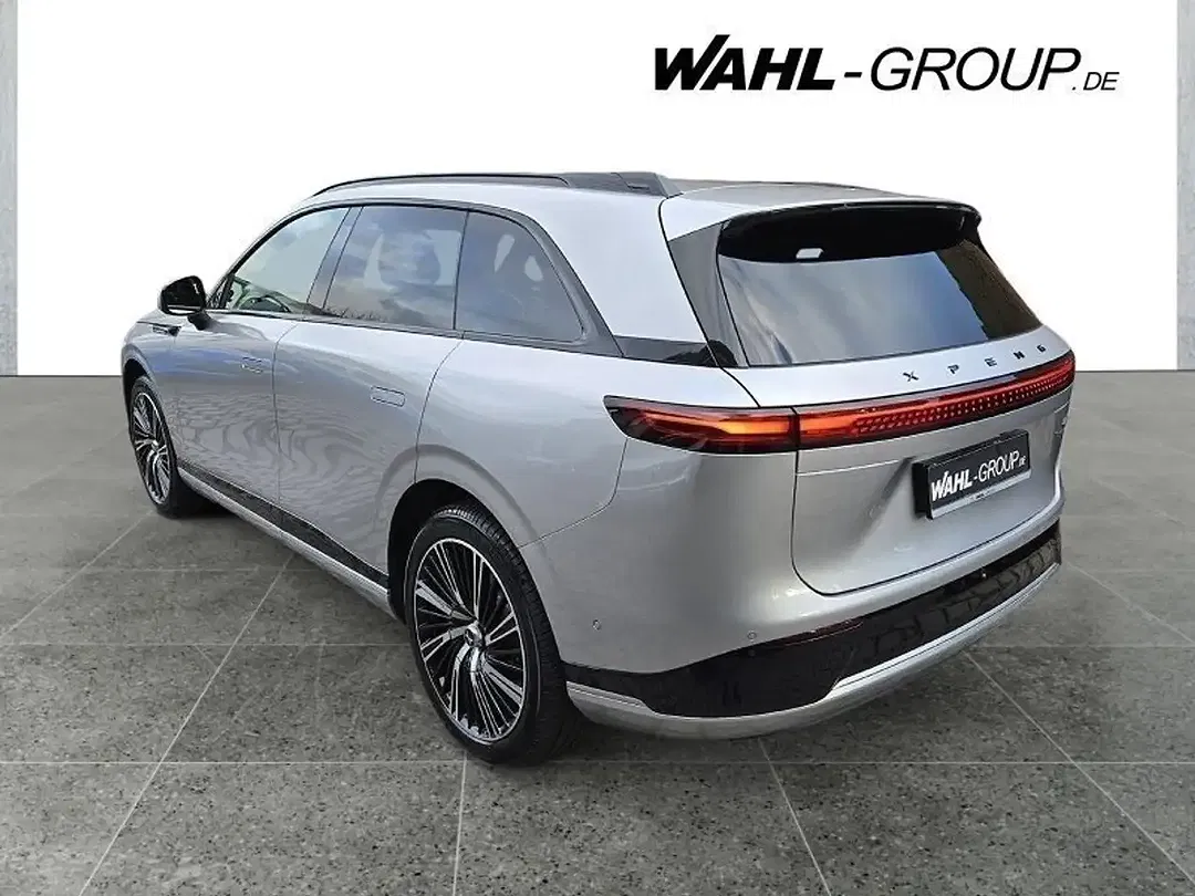 Xpeng G9 AWD Performance Premium - Thumbnail 3
