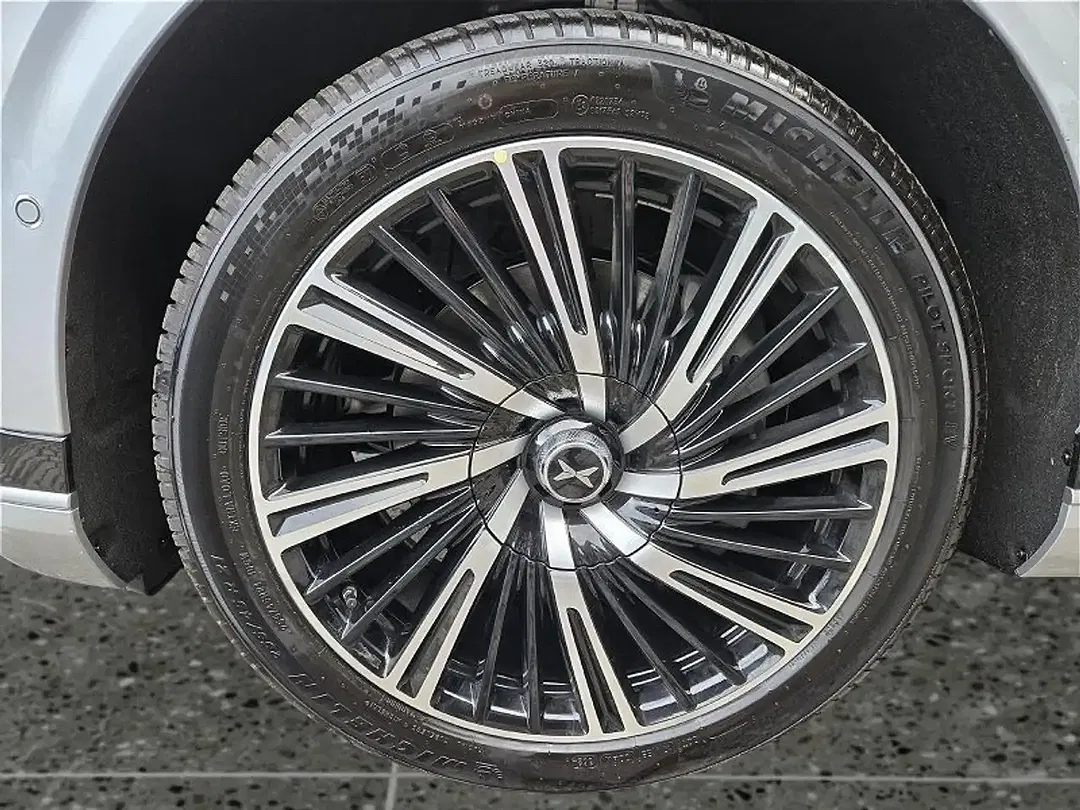 Xpeng G9 AWD Performance Premium - Thumbnail 9