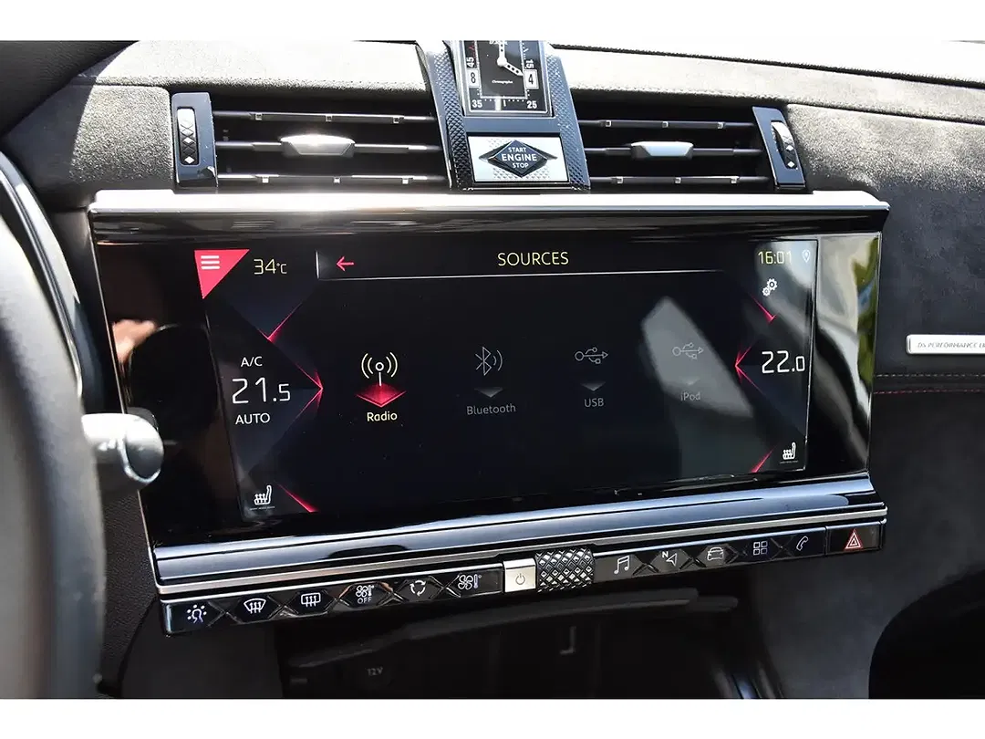 DS Automobiles DS 7 Crossback - Thumbnail 11