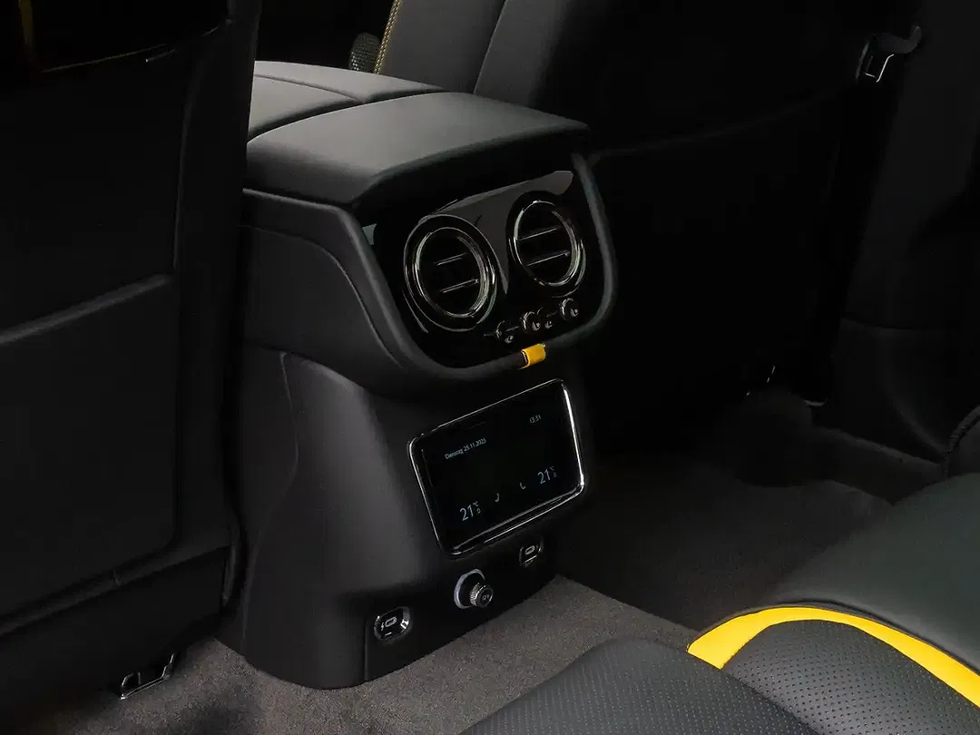 Bentley Bentayga 4.0 V8 Speed - Thumbnail 28