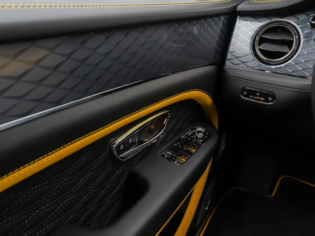 Bentley Bentayga 4.0 V8 Speed - Thumbnail 35