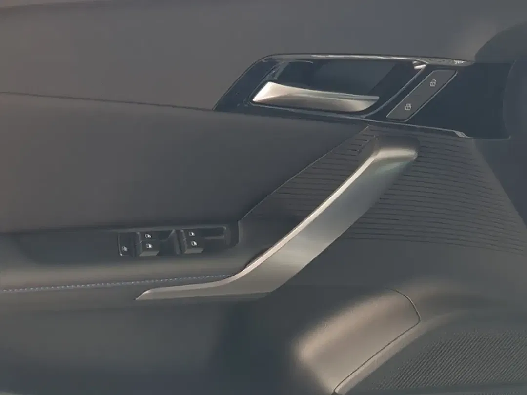 MG MG4 EV Standard - Thumbnail 9