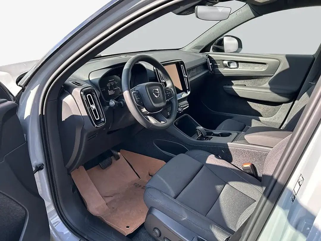 Volvo EX40 EV Extended Range - Thumbnail 9