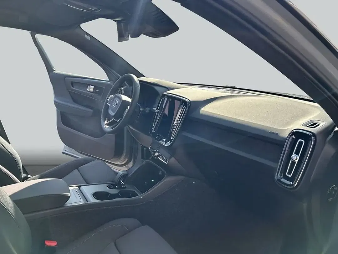 Volvo EX40 EV Extended Range - Thumbnail 12