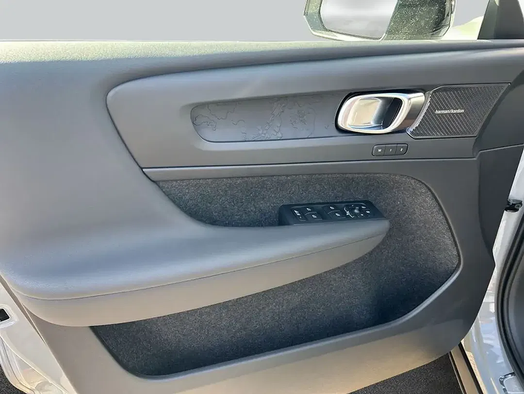 Volvo EX40 EV Extended Range - foto 15