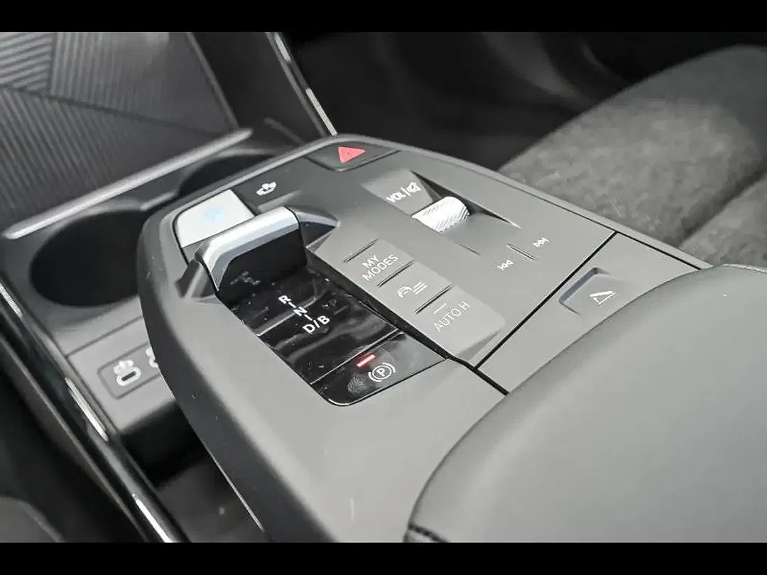 BMW iX2 eDrive - Thumbnail 6