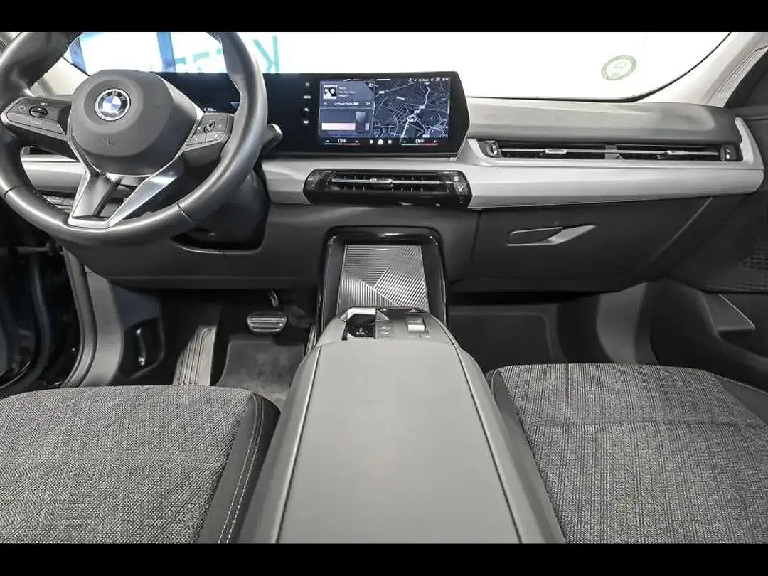 BMW iX2 eDrive - Thumbnail 4