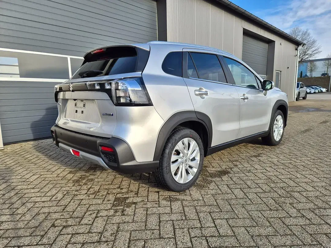 Suzuki S-Cross MHEV 1.4 BOOSTERJET AllGrip 4x4 Comfort - Thumbnail 4