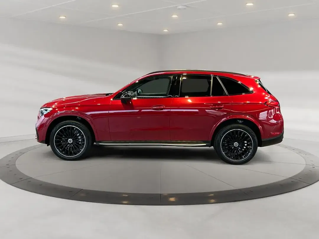 Mercedes-Benz GLC 300 4MATIC AMG MBUX Night - Thumbnail 3