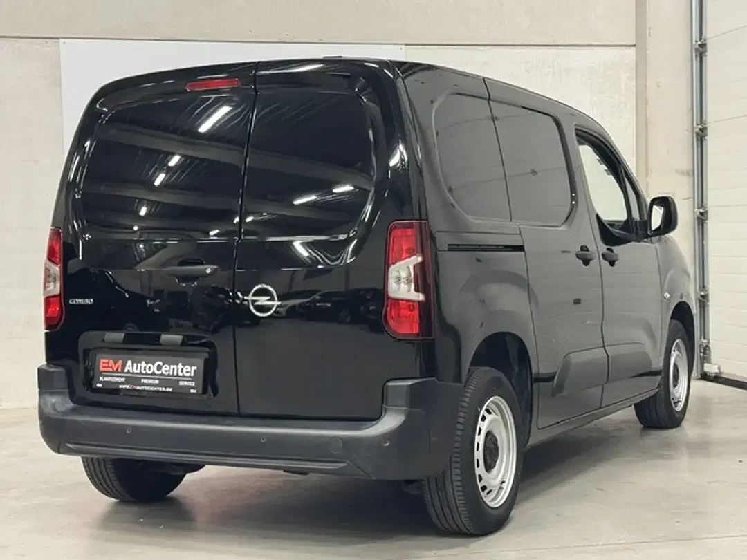 Opel Combo - Thumbnail 3