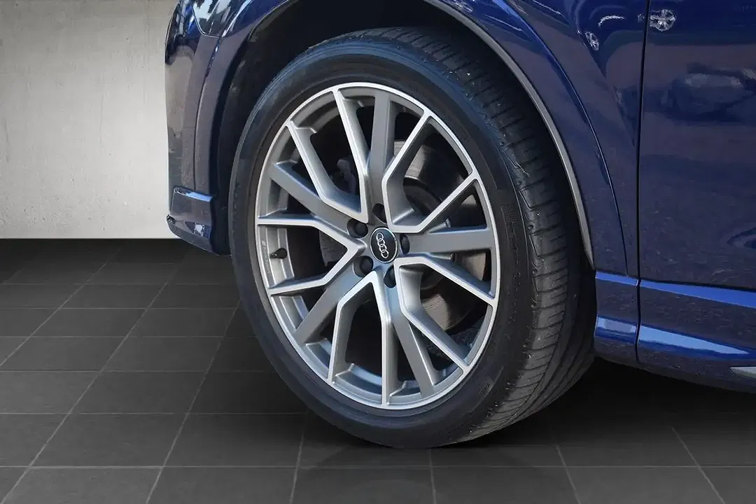 Audi Q3 40 TFSI quattro S line - Thumbnail 4
