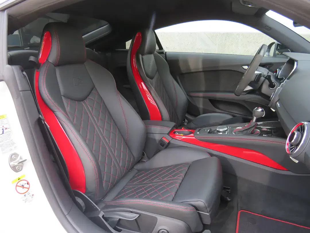 Audi TTS quattro Coupe - Thumbnail 13