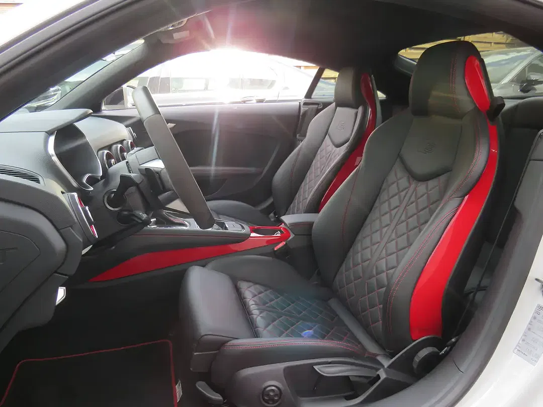 Audi TTS quattro Coupe - Thumbnail 14