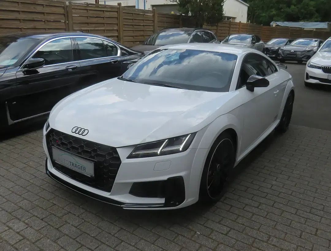 Audi TTS quattro Coupe - Thumbnail 6