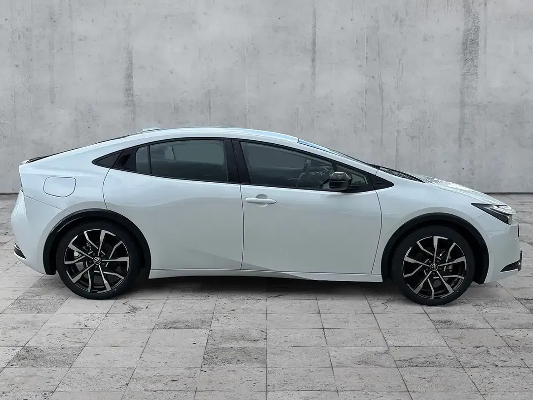 Toyota Prius Hybrid Executive - Thumbnail 7