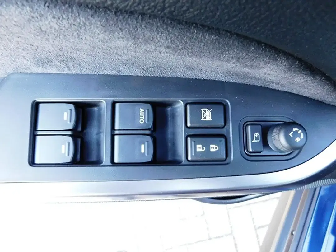 Suzuki Vitara Hybrid 1.4 4x4 Comfort+ - Thumbnail 14