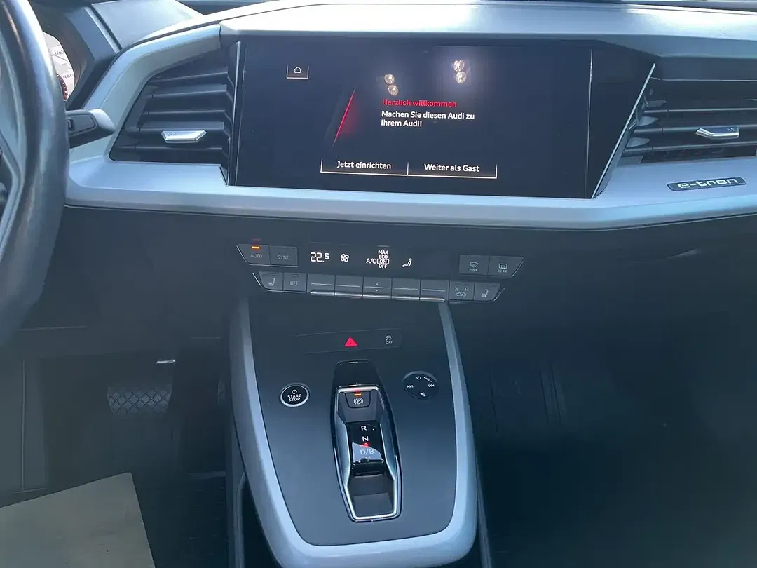 Audi Q4 e-tron 35 - Thumbnail 11