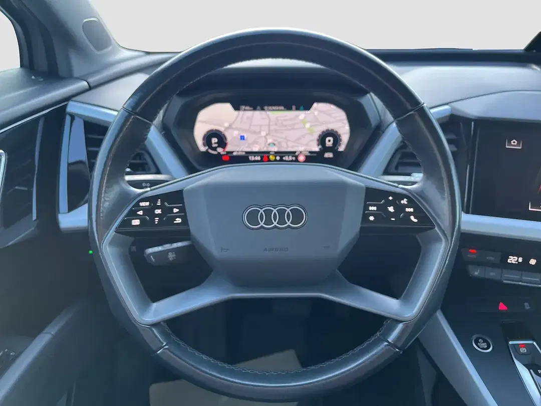 Audi Q4 e-tron 35 - Thumbnail 6