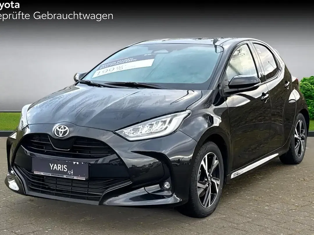 Toyota Yaris Hybrid Teamplayer - foto 1