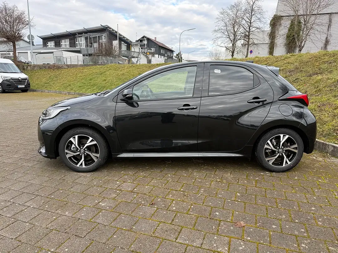 Toyota Yaris Hybrid Teamplayer - Thumbnail 13