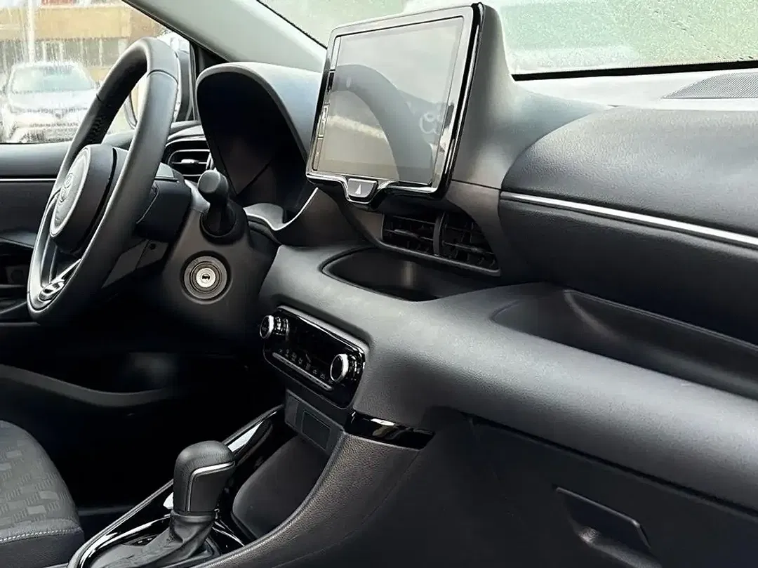 Toyota Yaris Hybrid Teamplayer - Thumbnail 6