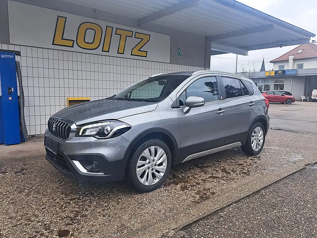 Suzuki SX4 S-Cross Hybrid 1.4 - foto 1