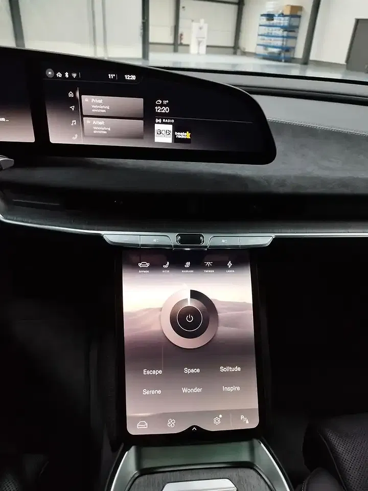Lucid Air - Thumbnail 10