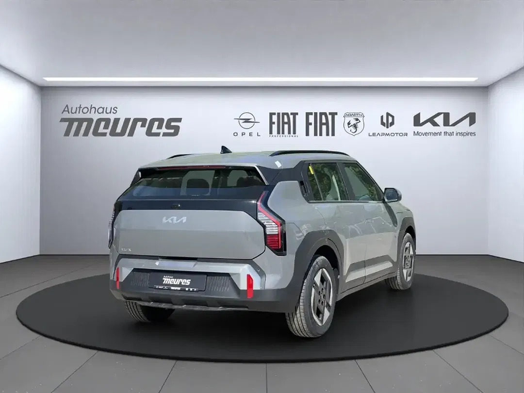 Kia EV3 Air - Thumbnail 4
