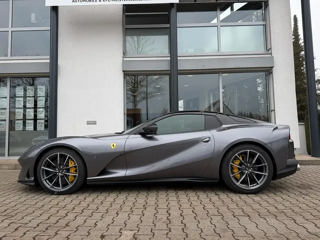 Ferrari 812 GTS - Thumbnail 13