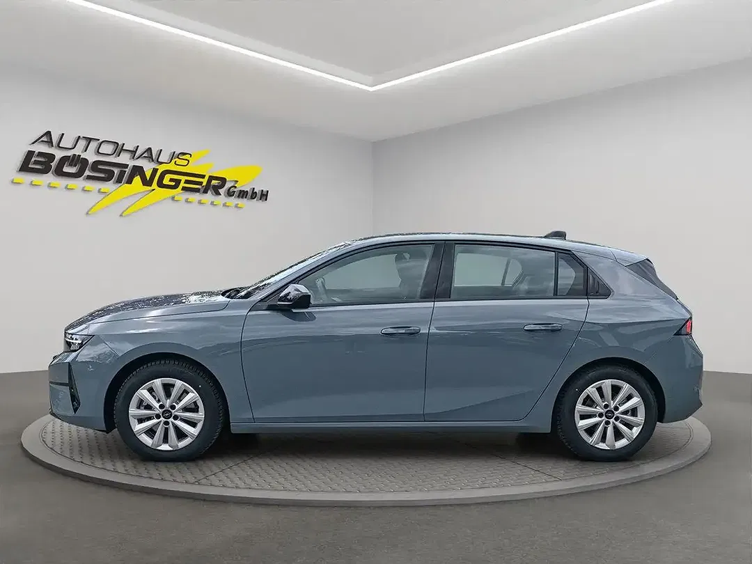 Opel Astra Edition - Thumbnail 3