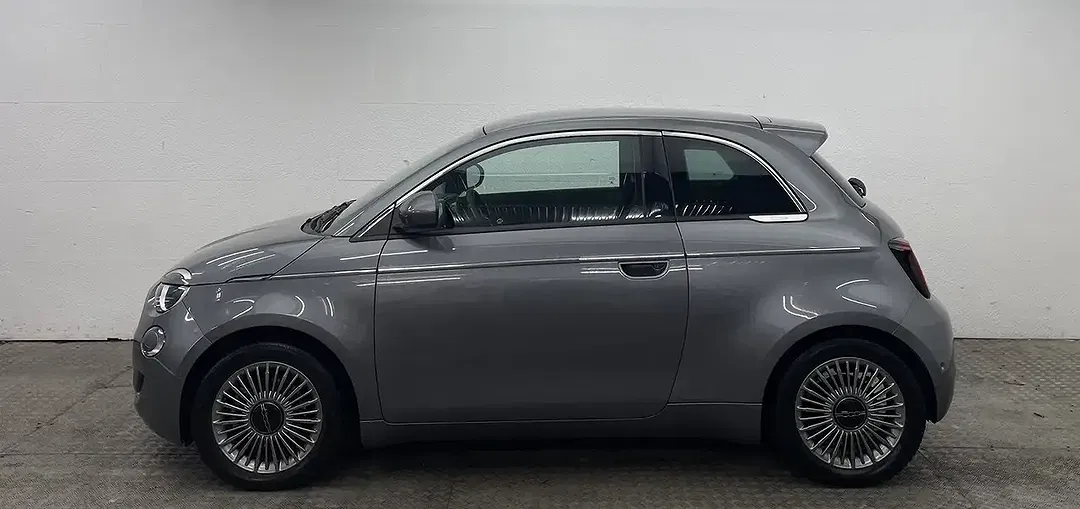 Fiat 500e Style Comfort - Thumbnail 2