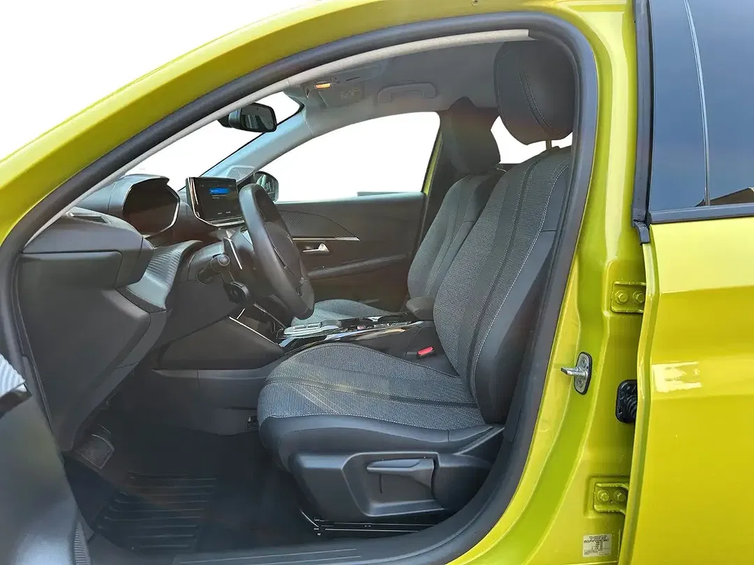 Peugeot 208 110 Allure - Thumbnail 9