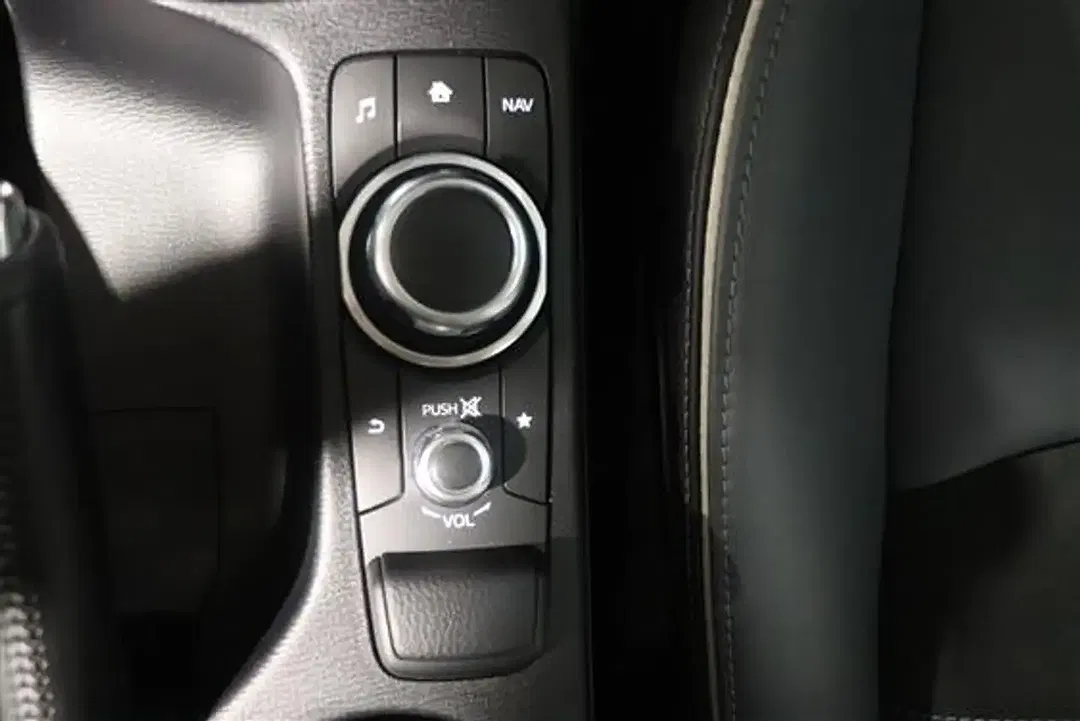 Mazda 2 MHEV - foto 15