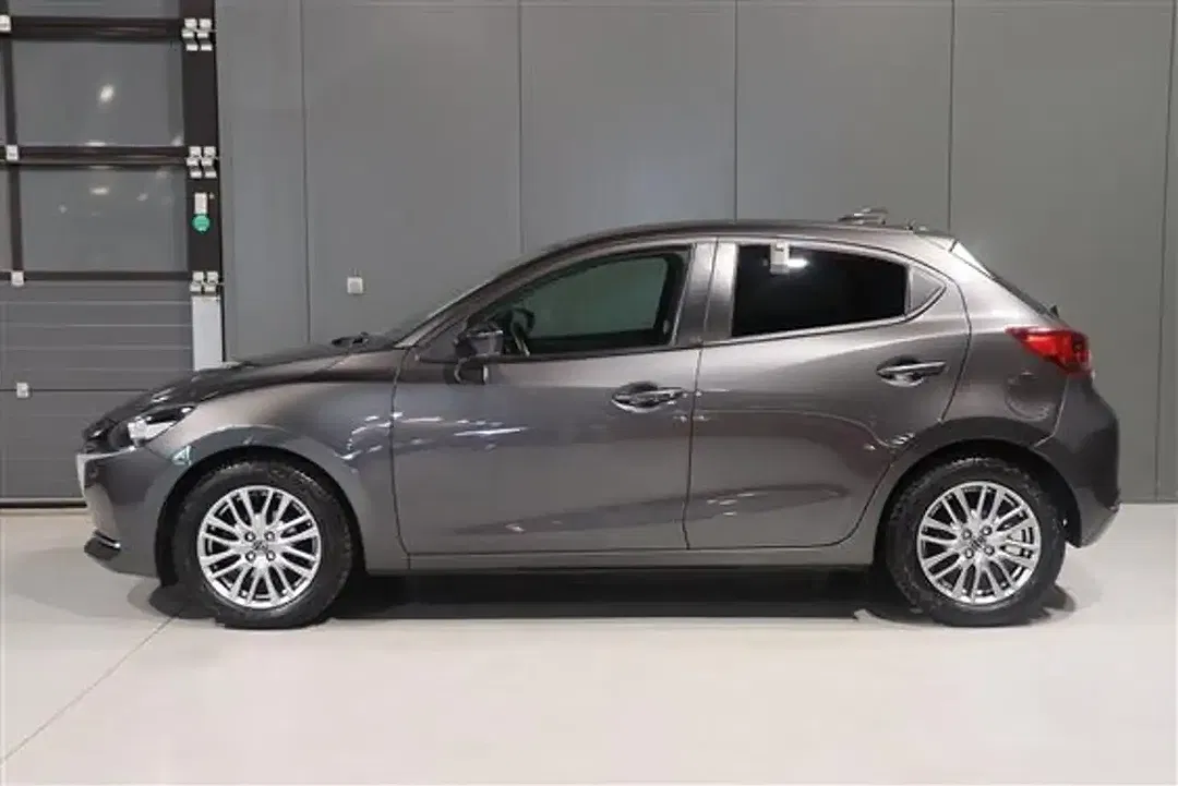 Mazda 2 MHEV - Thumbnail 3