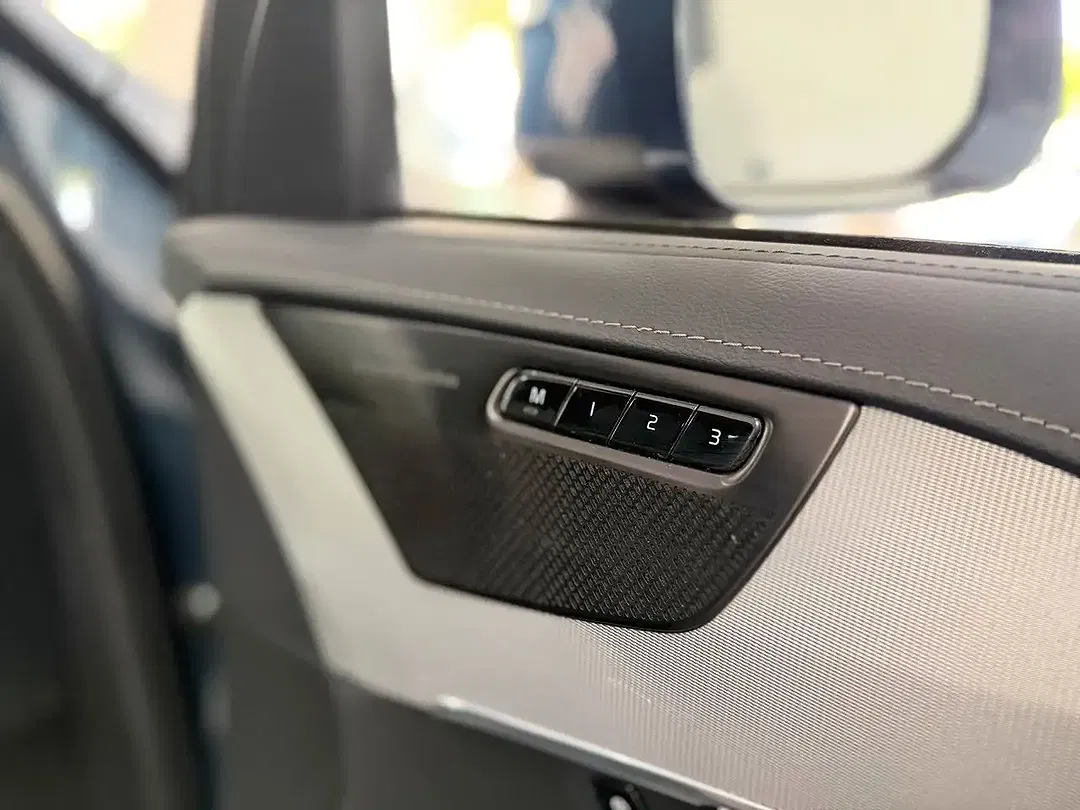 Volvo XC90 T8 Hybrid AWD Plus Bright - Thumbnail 11