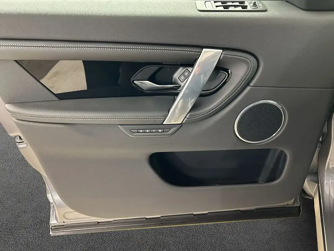 Land Rover Discovery Sport Dynamic S - Thumbnail 13