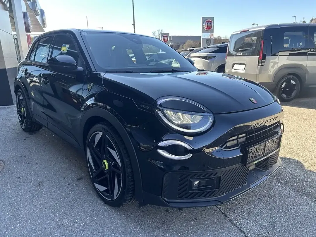 Abarth 600e Turismo - Thumbnail 6