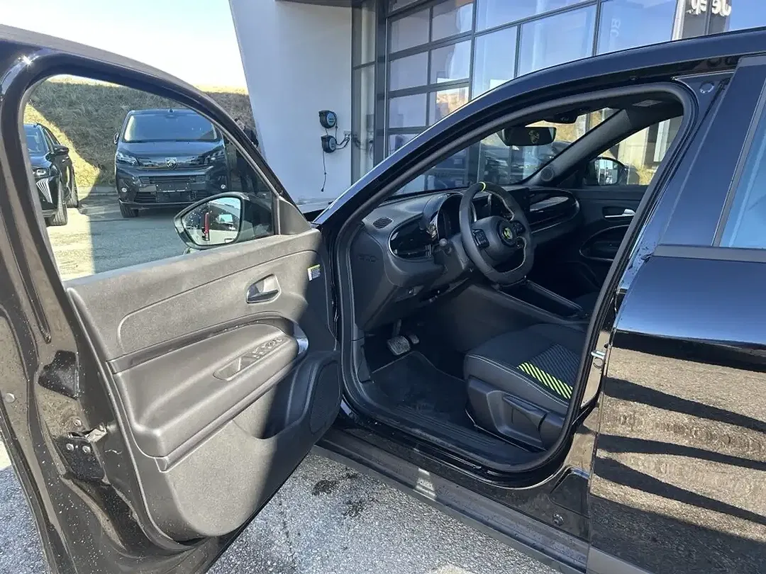 Abarth 600e Turismo - Thumbnail 8