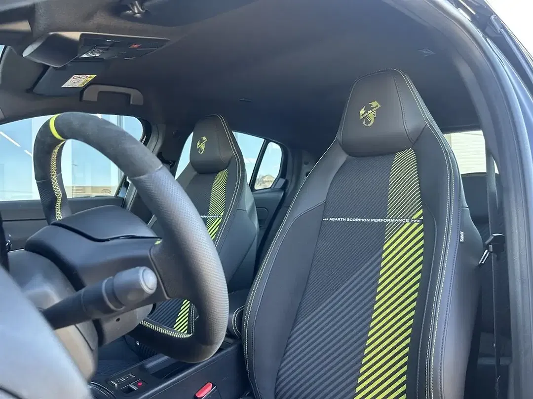 Abarth 600e Turismo - Thumbnail 9