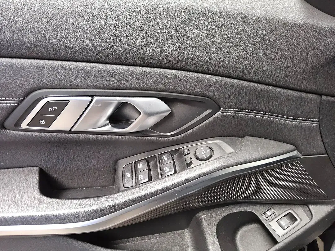 BMW 320 Touring Advantage Pro - Thumbnail 6