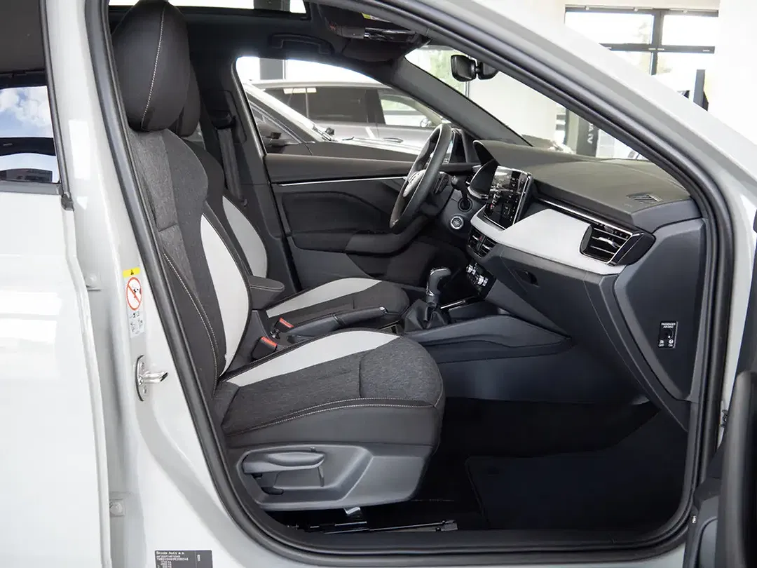 Skoda Scala 1.5 TSI Drive - foto 2