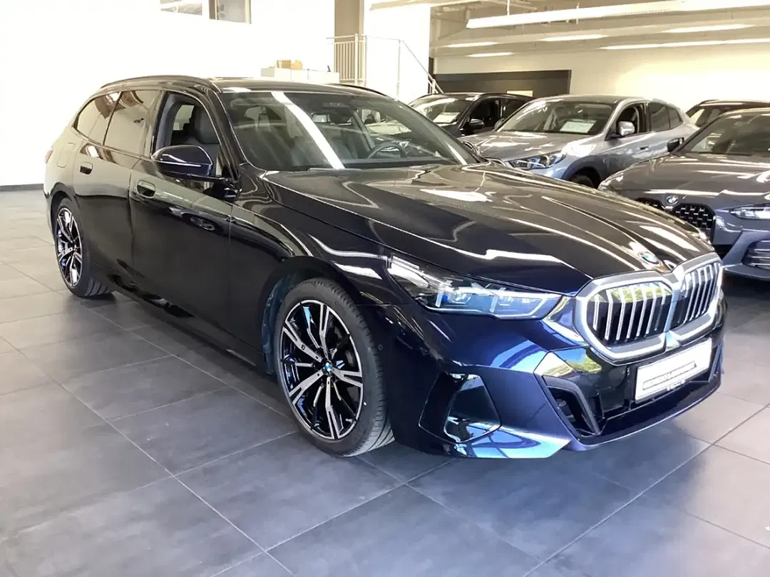BMW 520 xDrive Touring M Sport - Thumbnail 7