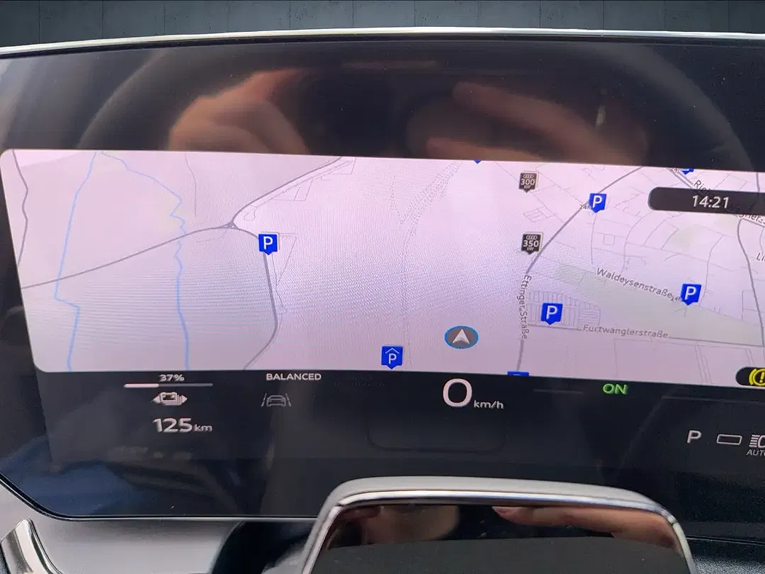 Audi Q6 e-tron performance Sportback S line - Thumbnail 10