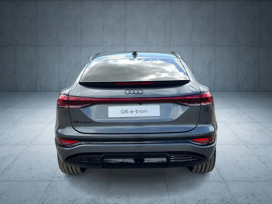 Audi Q6 e-tron performance Sportback S line - Thumbnail 4