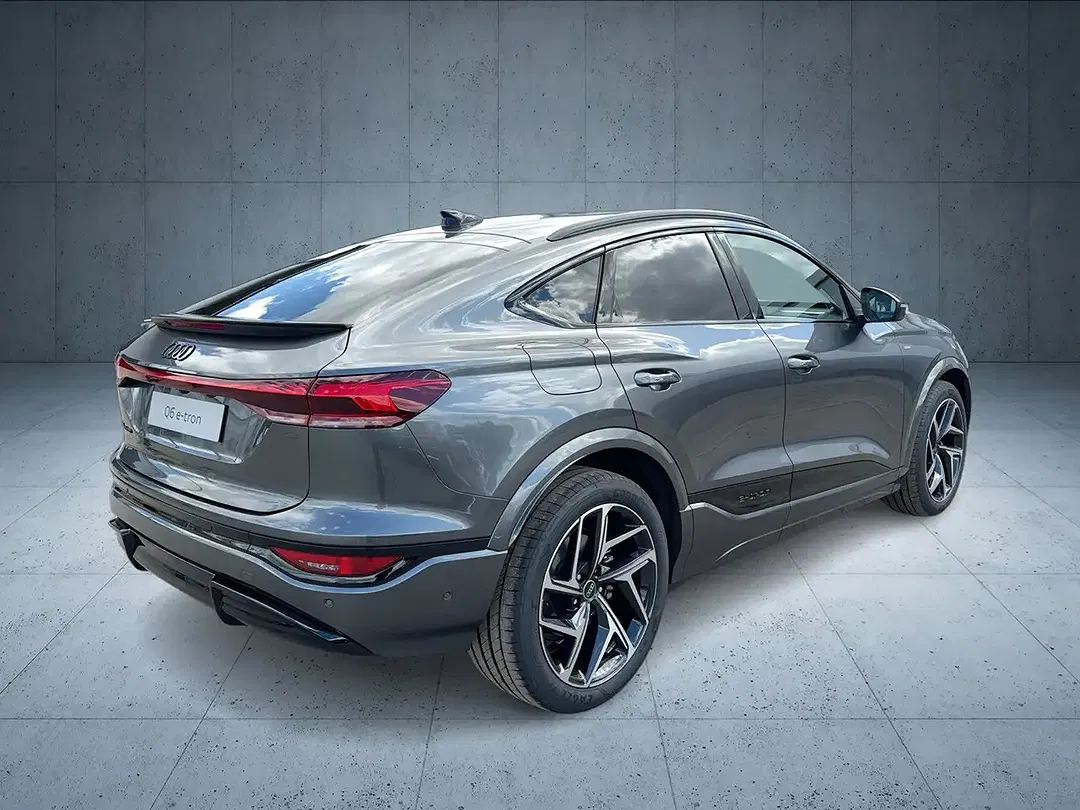 Audi Q6 e-tron performance Sportback S line - Thumbnail 5