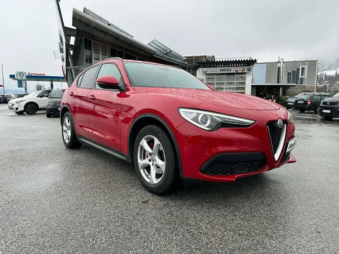 Alfa Romeo Stelvio 2.2 Super - Thumbnail 8