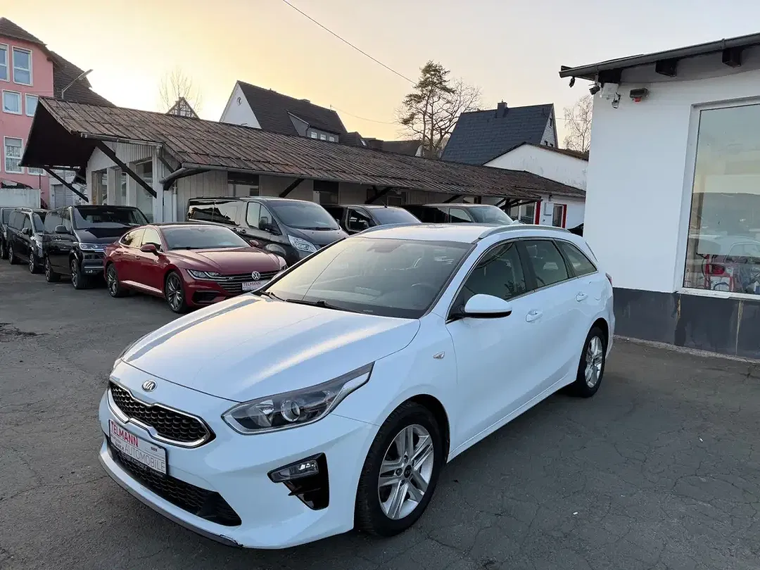Kia ProCeed / pro_cee'd - foto 1