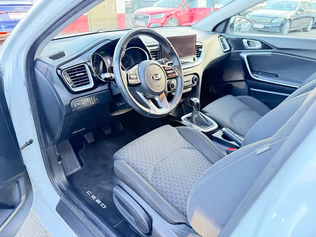 Kia ProCeed / pro_cee'd - Thumbnail 12