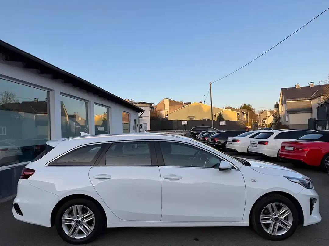 Kia ProCeed / pro_cee'd - Thumbnail 9