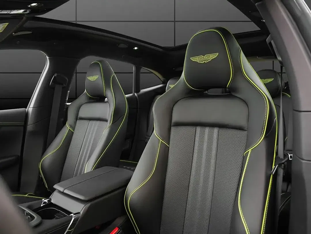 Aston Martin DBX 707 - Thumbnail 3